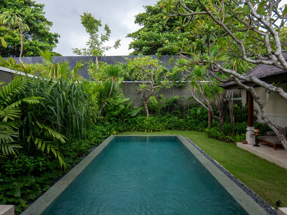 Three-Bedroom Cliff Villa